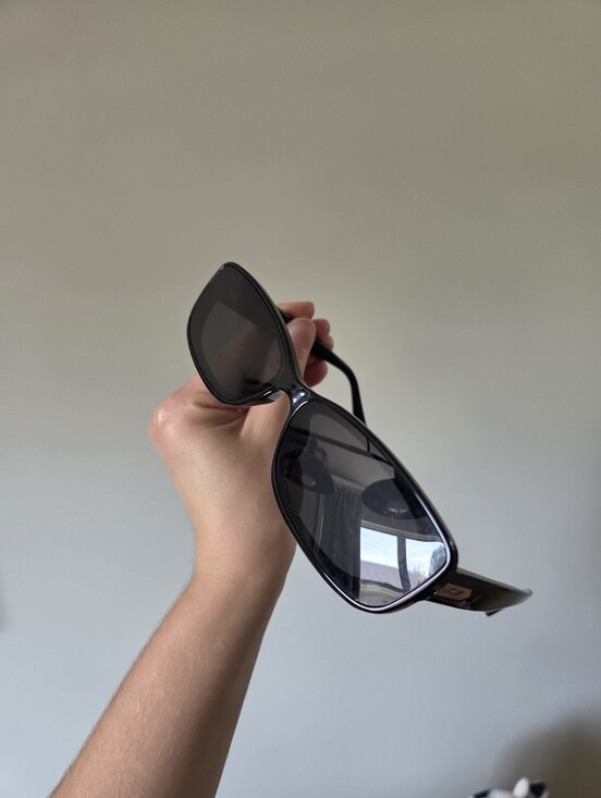 Quay Australia Vibe Check Polarized Black Sunglasses main image 9